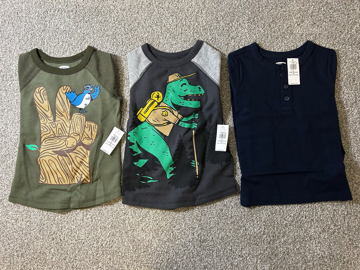NWT 2T old navy long sleeve shirts - retails for $15+ shirt, Kids 2T