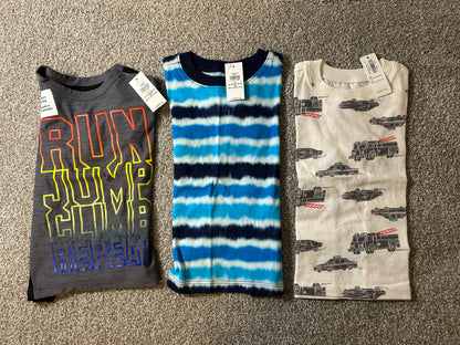 NWT 2T old navy t shirts - retails for $15/shirt, Kids 2T