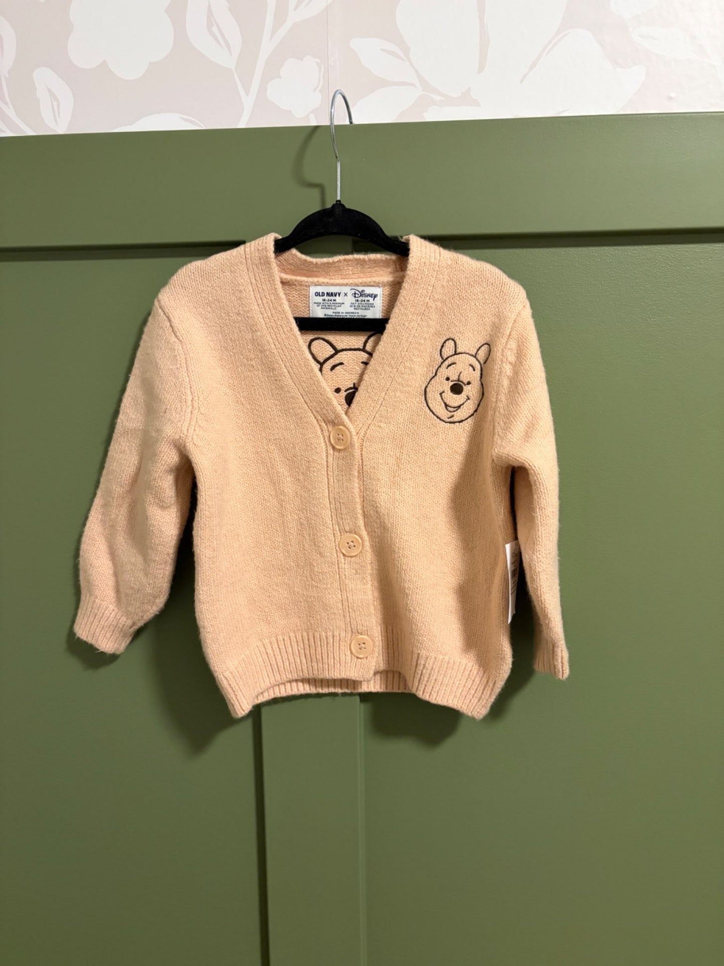 Old navy Winnie the Pooh cardigan , Kids 24 Month (18-24M)