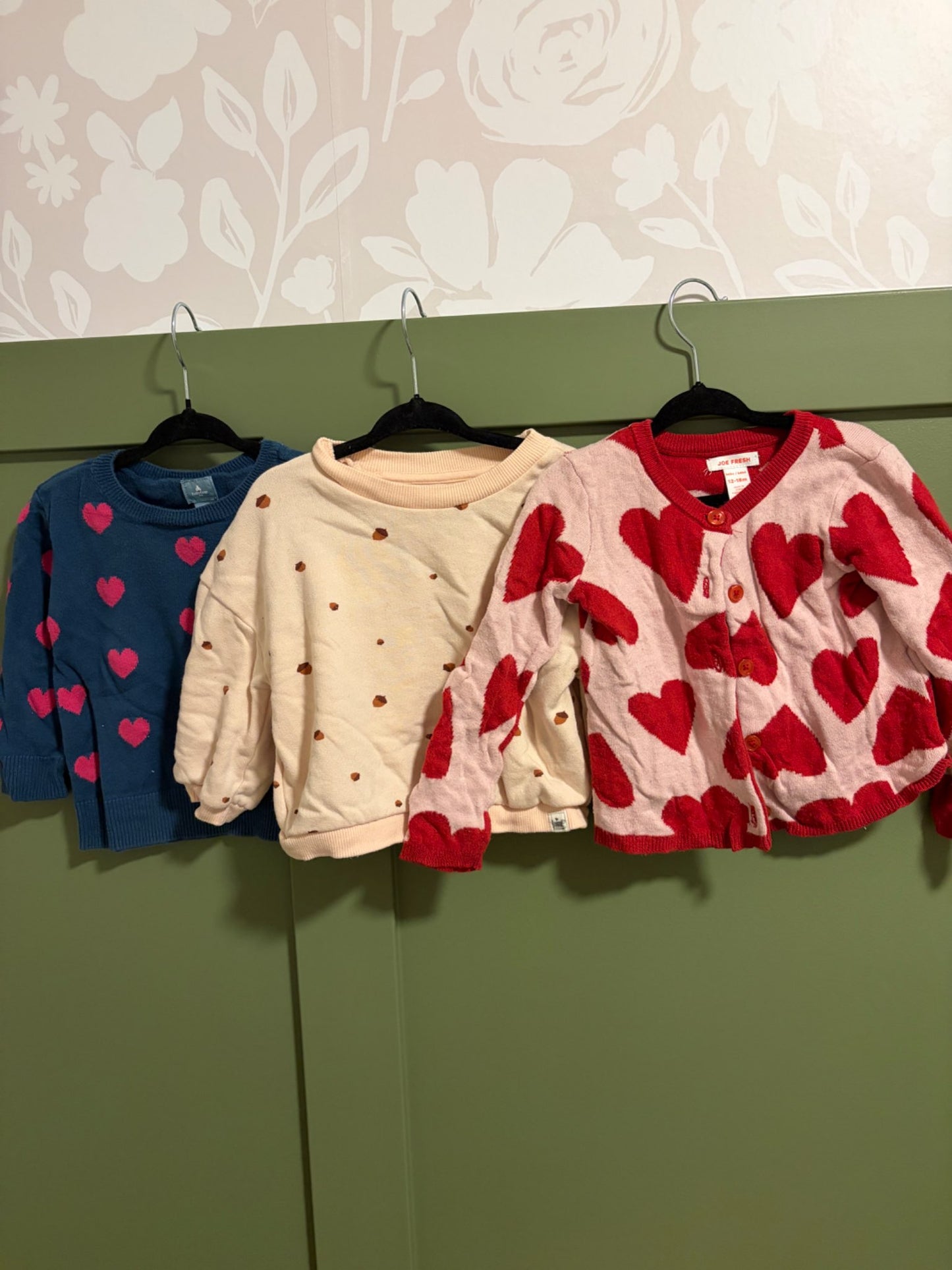 Girls 12-18 sweater bundle , Kids 18 Month (12-18M)