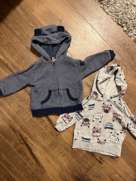 Carters sweaters  12M, Kids 12 Month (9-12M)