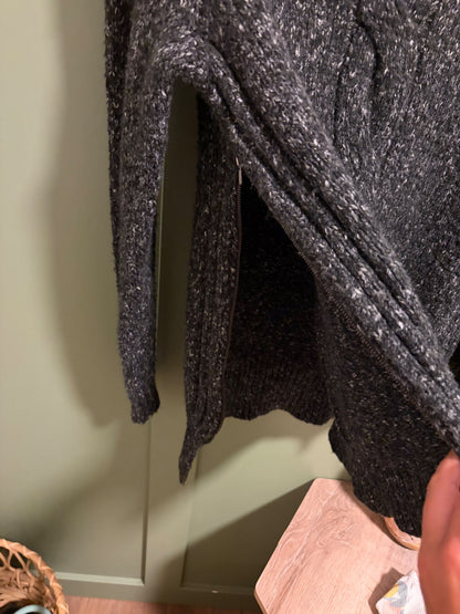 Ripe Maternity and nursing sweater , Maternity M (8-10)