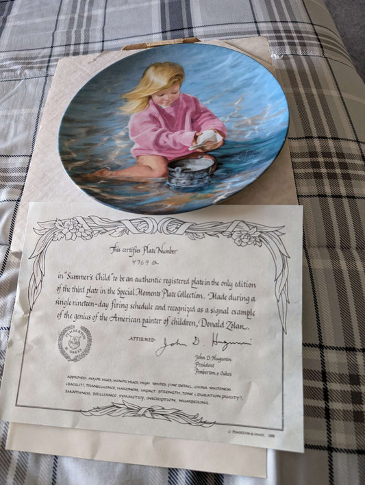 Summers Child collectors plate