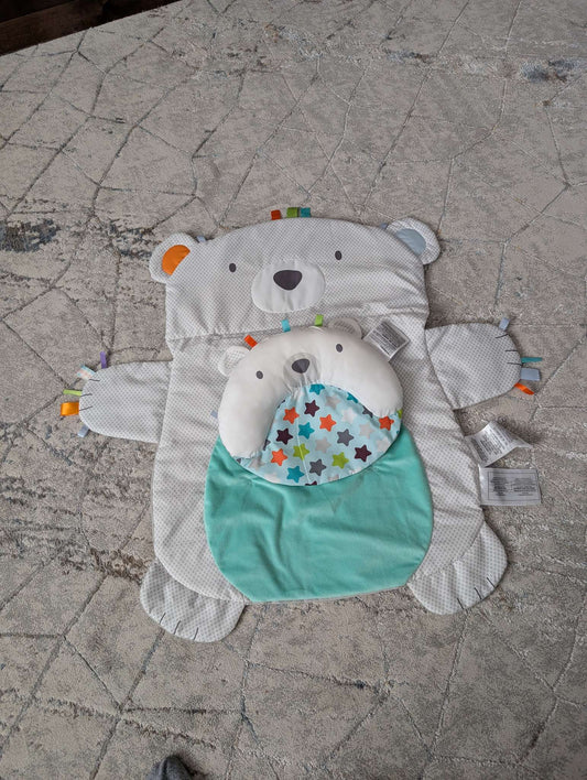 Tummy time prop and play with support pillow