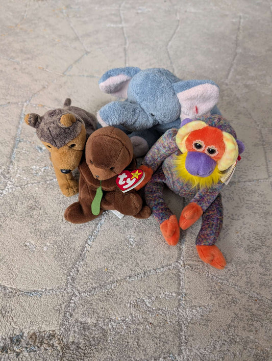 4 beanie babies