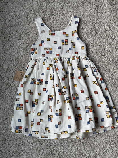 Beautiful linen swing dress size 3-4, Kids 3T