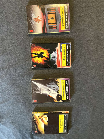 French Language Books - Set of 4 Mystery Novels - Grade 8-12