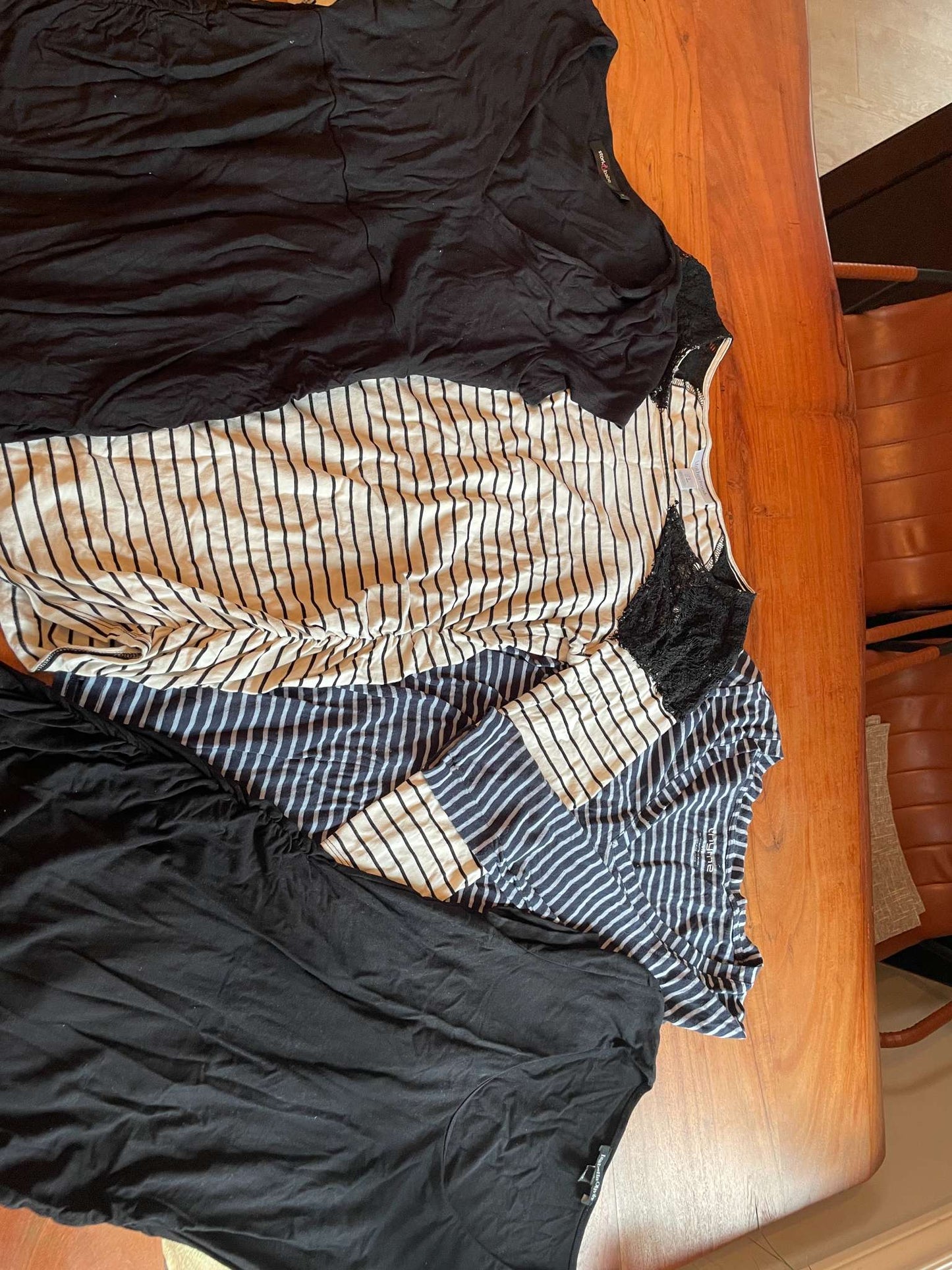 Set of 4 - Maternity Tops - Size Small , Maternity S (4-6)