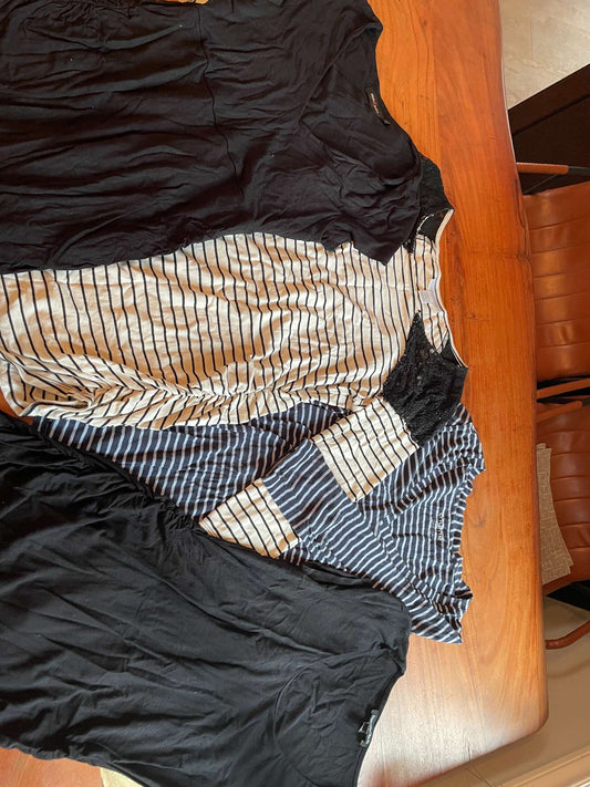 Set of 4 - Maternity Tops - Size Small , Maternity S (4-6)