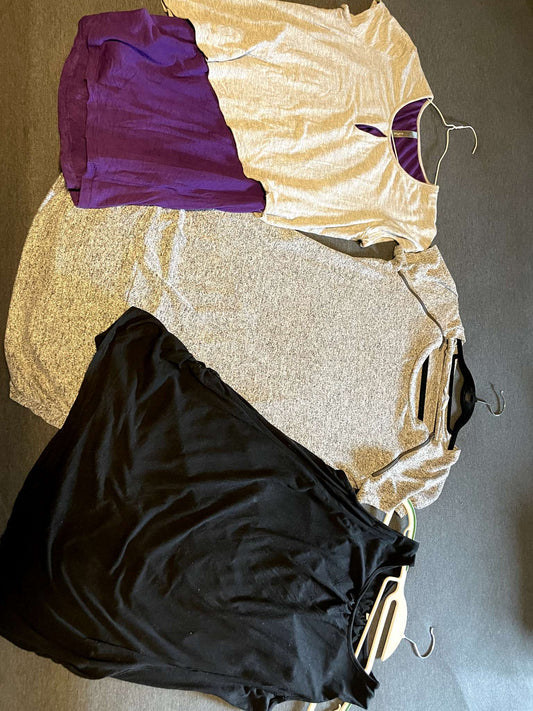 Set of 3 Maternity/Nursing Tops - Size Small, Maternity S (4-6)