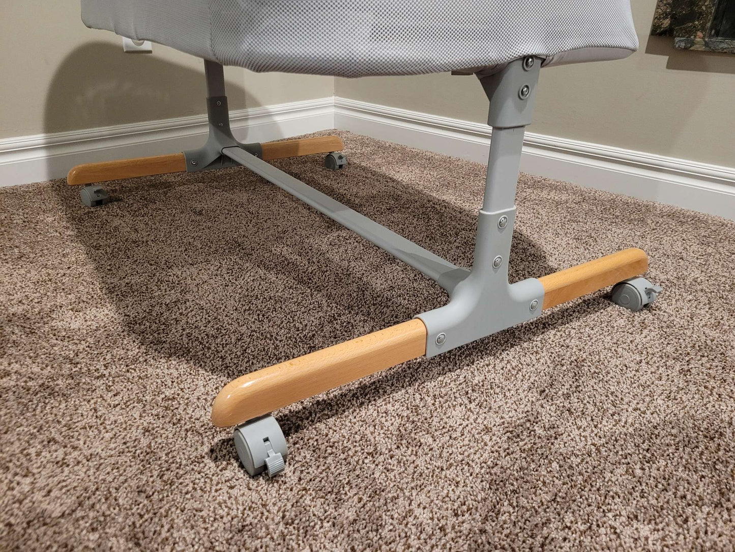 Skip Hop Cozy-Up 2 in 1 Bedside Sleeper and Bassinet