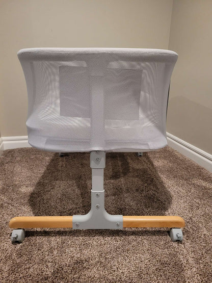 Skip Hop Cozy-Up 2 in 1 Bedside Sleeper and Bassinet