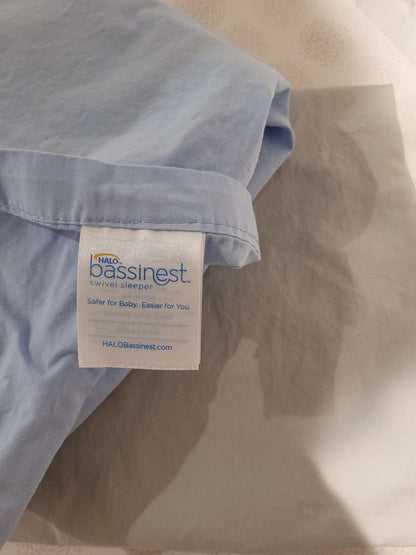 Halo Bassinest Swivel Sleeper Premiere Bassinet with Additional Sheets