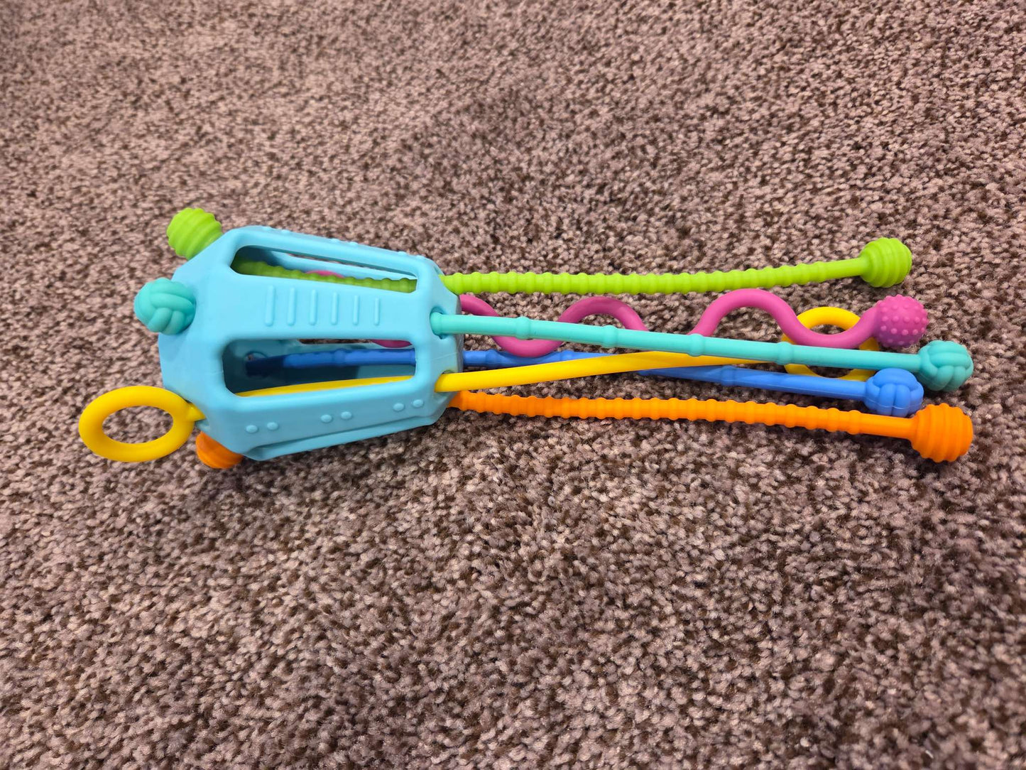 Mobi Zippee - Silicone Activity Toy