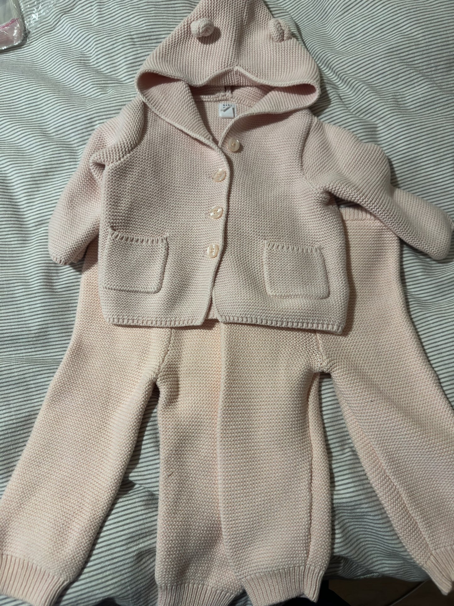 Gap Baby Bear Cardigan matching pants, Kids 18 Month (12-18M)