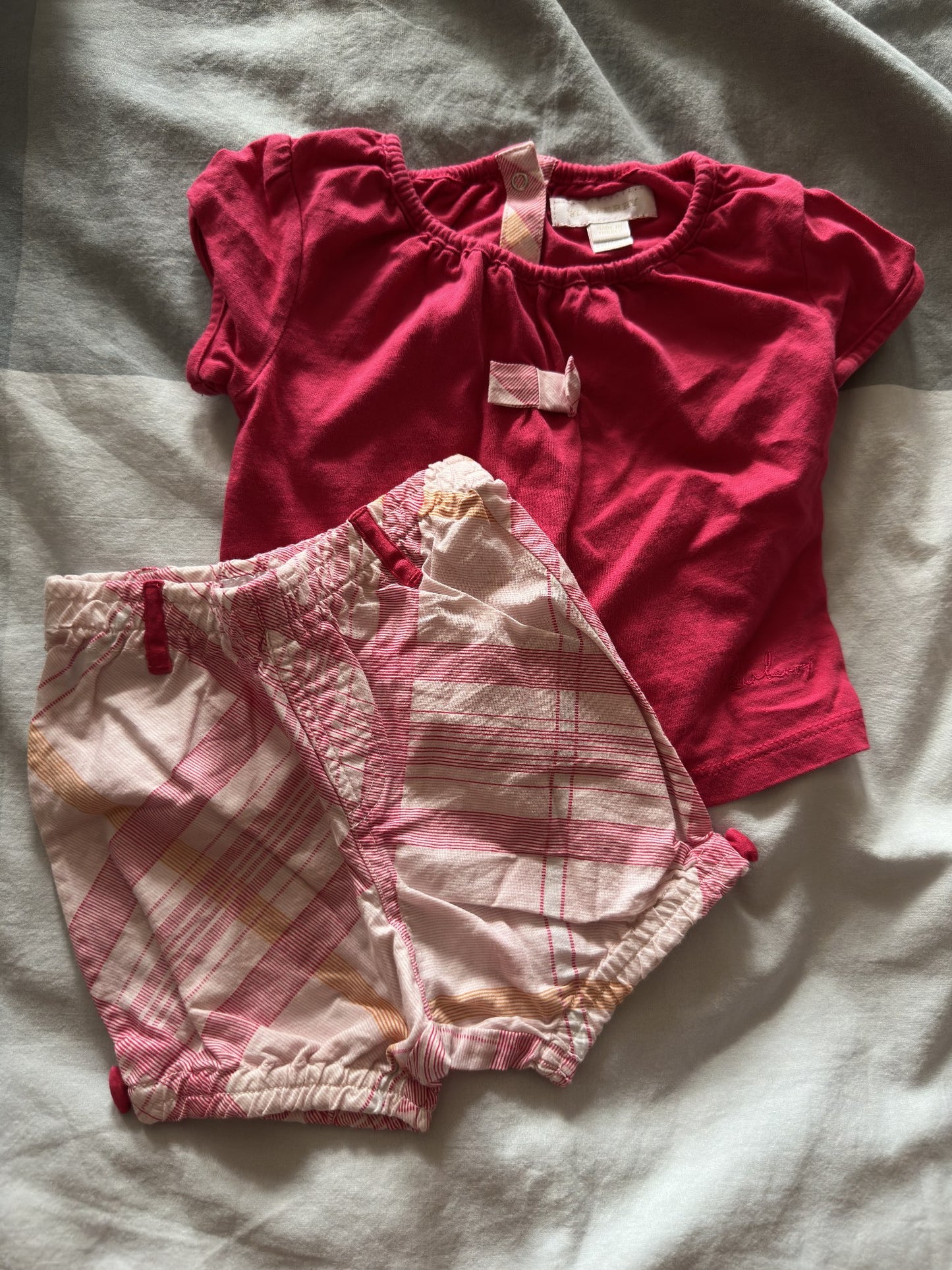 Burberry Girls 6mths set, Kids 3 Month (0-3M)