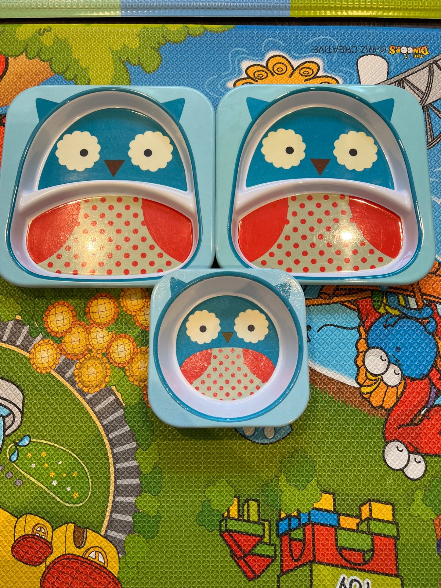 Skip hop owl plates