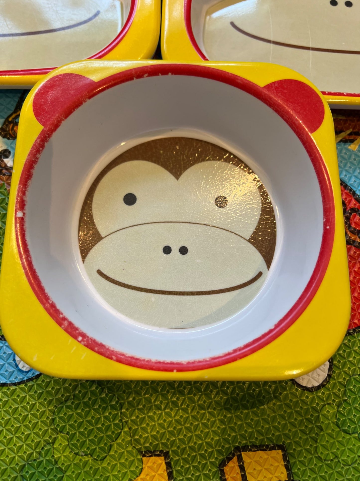 Skip hop monkey plates and bowl