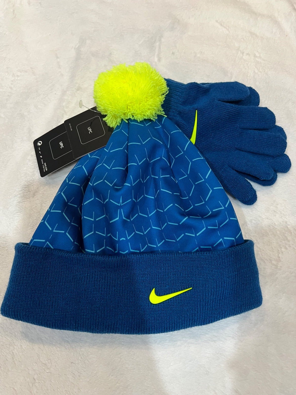 NEW Nike toque & mitts set- youth- blue & yellow