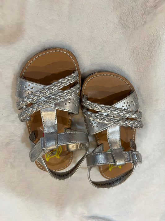 Size 7T- silver sandals , Shoes 7 (Walkers:12-24 mth)