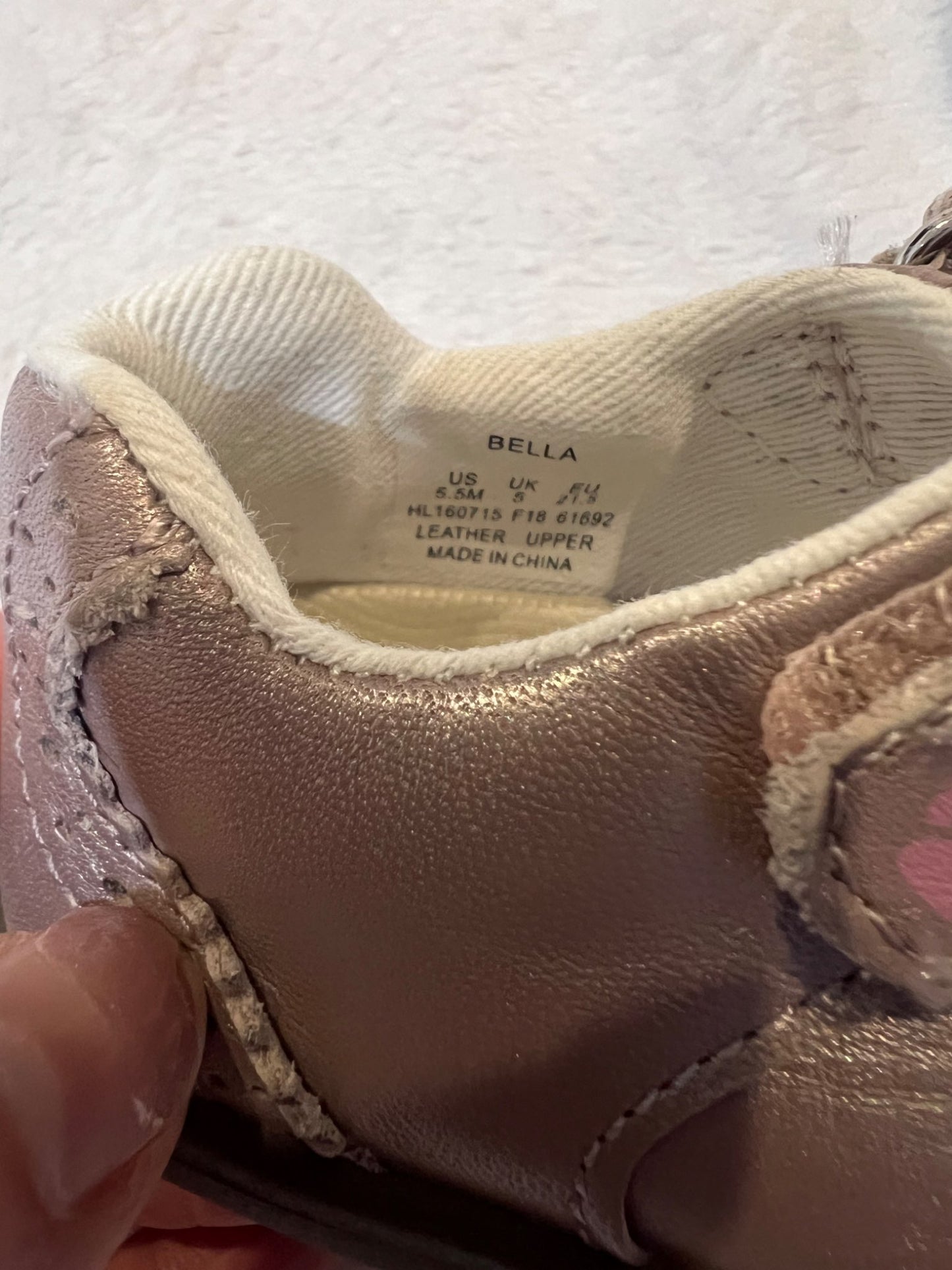 NWOT- 5.5T shoe size Hush puppies Mary jane shoes, Shoes 5.5 (Walkers:12-24 mth)