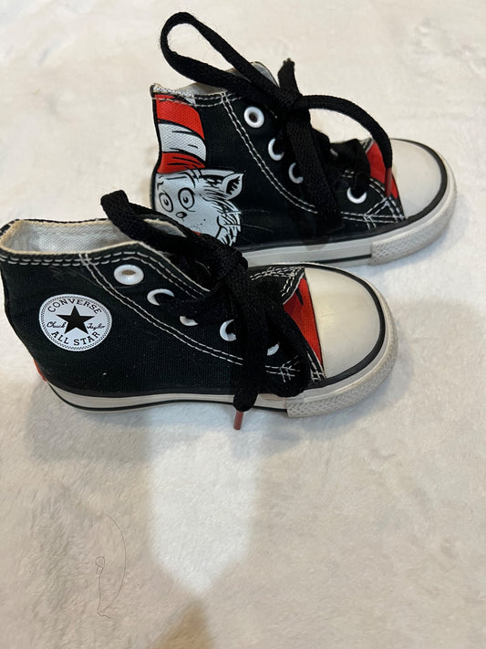 NWOT- 5T - converse sneakers- dr Seuss , Shoes 5 (Walkers:12-24 mth)