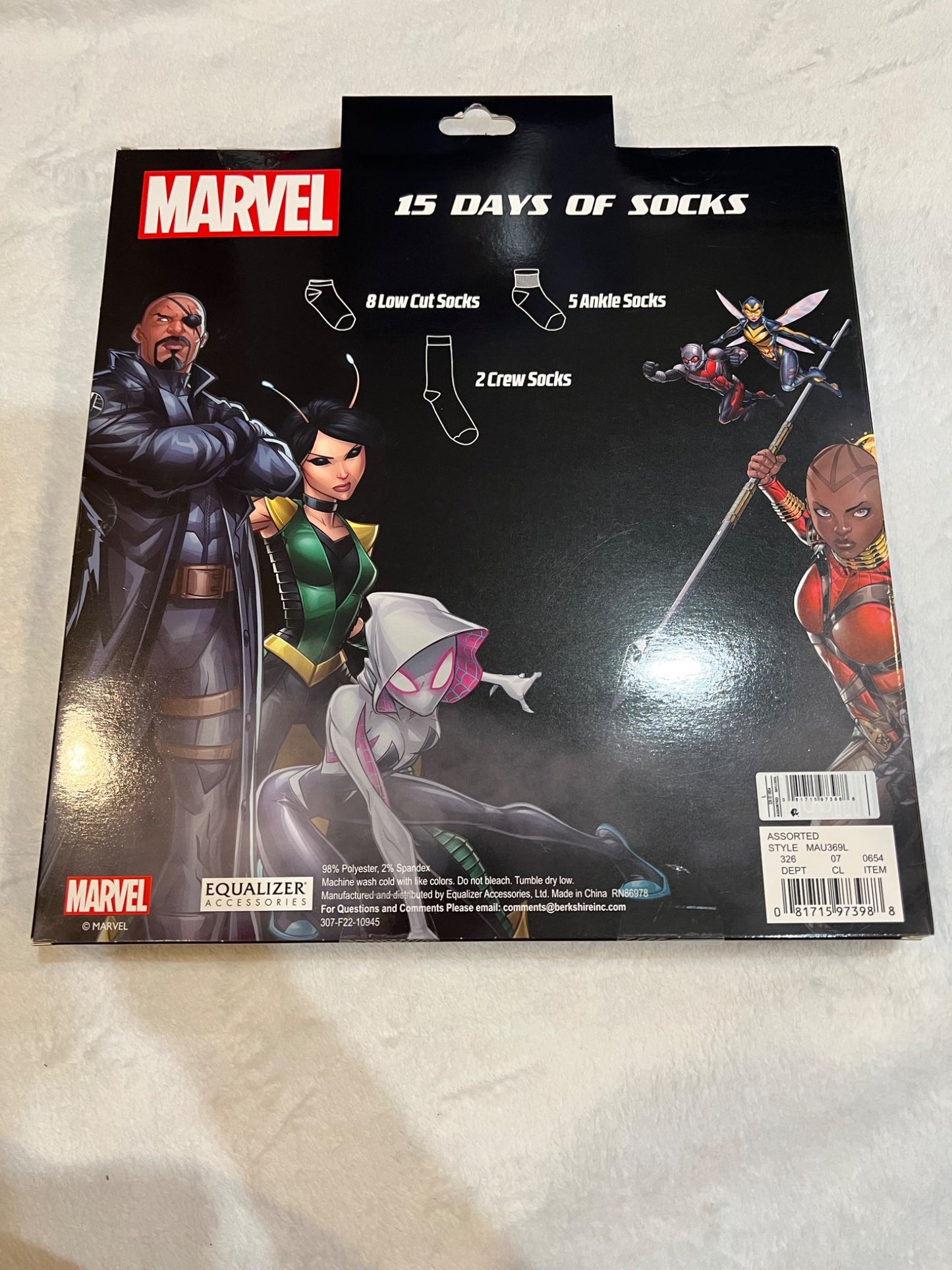 NEW- marvel sock calendar- 15 socks (shoe 3-10) #2