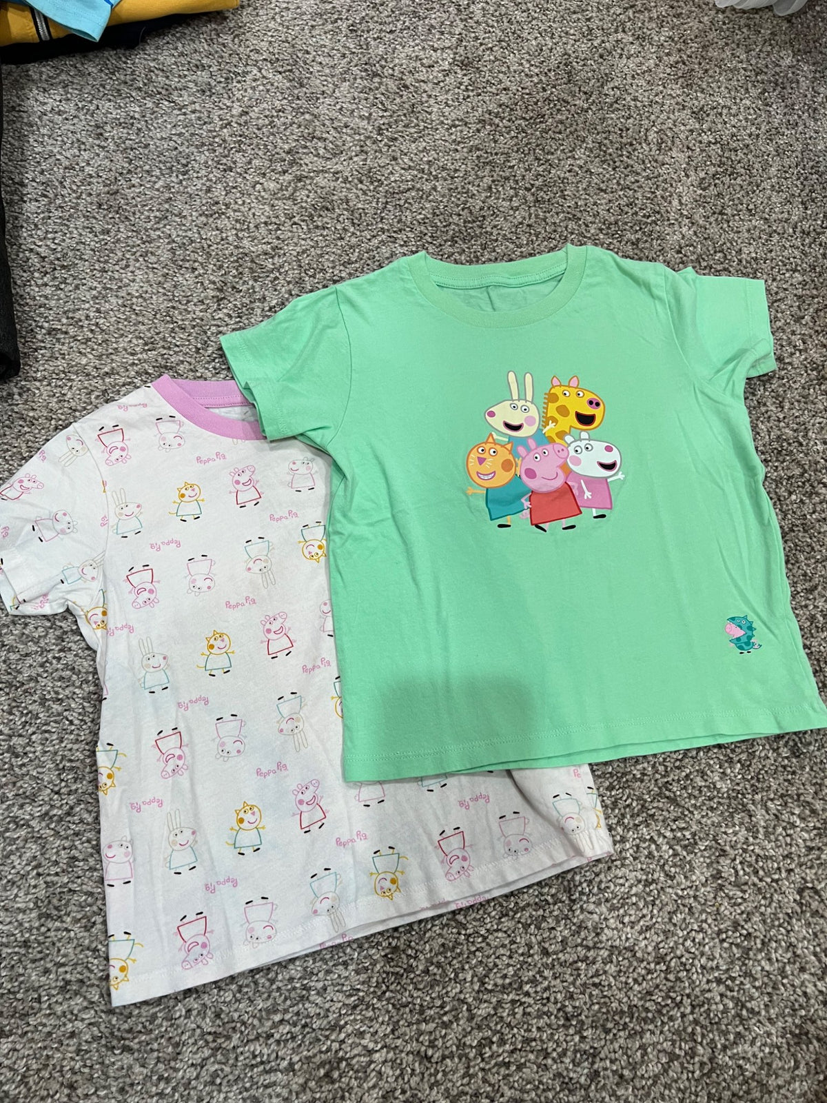 3-4T Uniqlo peppa pig shirts - euc, Kids 3T