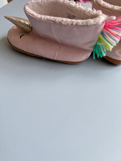 9-10T GAP unicorn slippers , Shoes 9 (Toddler:2-4yr)