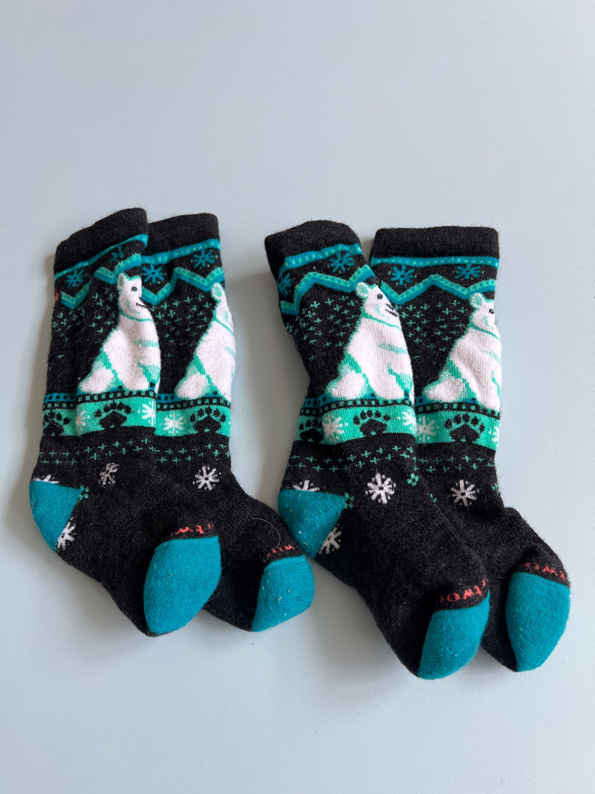 2 sets of Smart wool wintersport socks- 6- 8.5T-polar bears