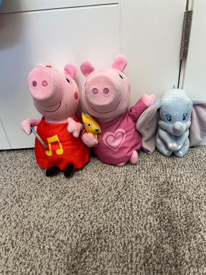 2 Peppa pigs - 11 inch - oink along songs & bedtime lullaby stuff animals - eUC