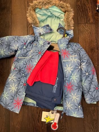 NEW 5T carters 2-piece snow suit with accessories -30c - blue flowers , Kids 5/5T