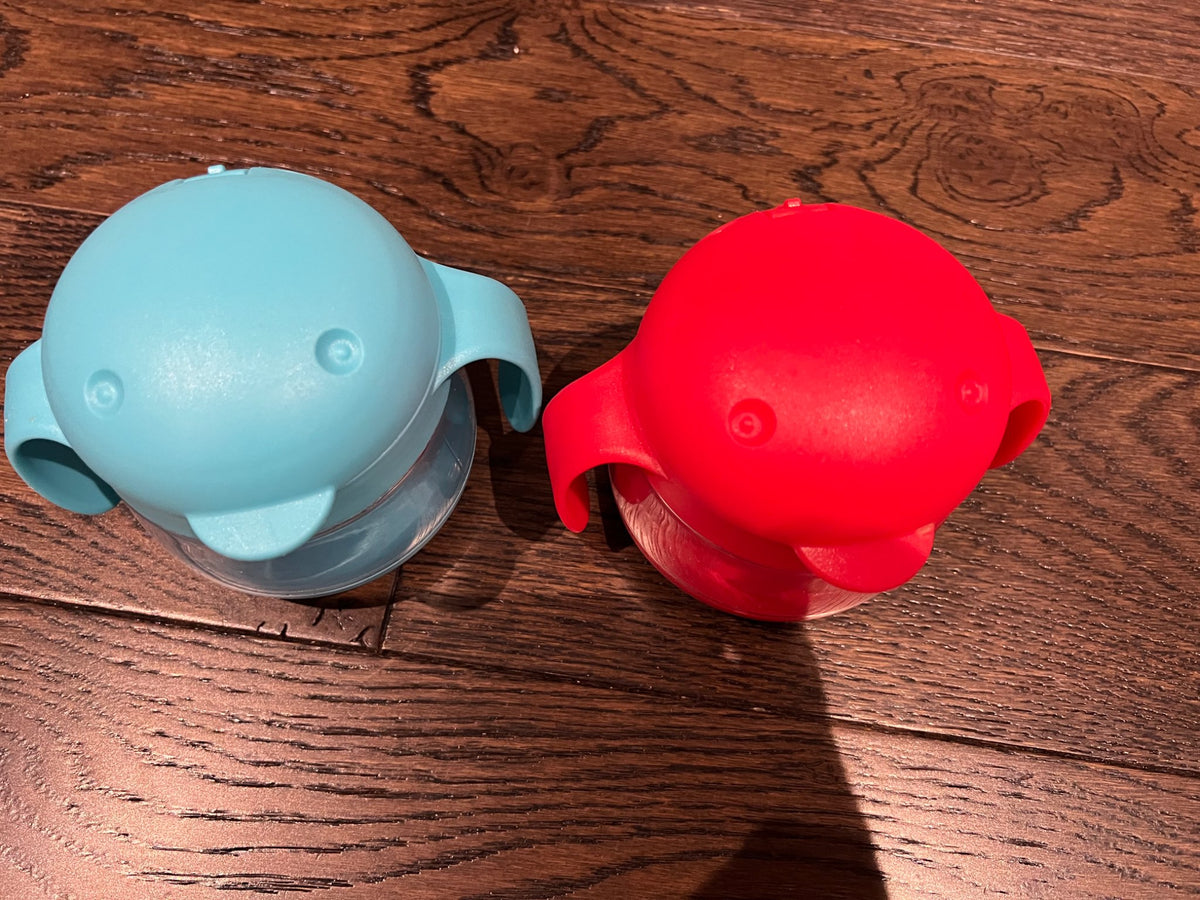 2 Ubbi tweat snack containers - red/blue