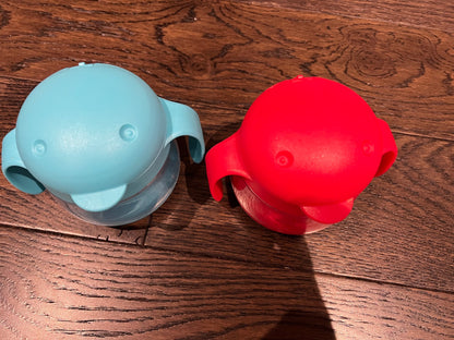 2 Ubbi tweat snack containers - red/blue
