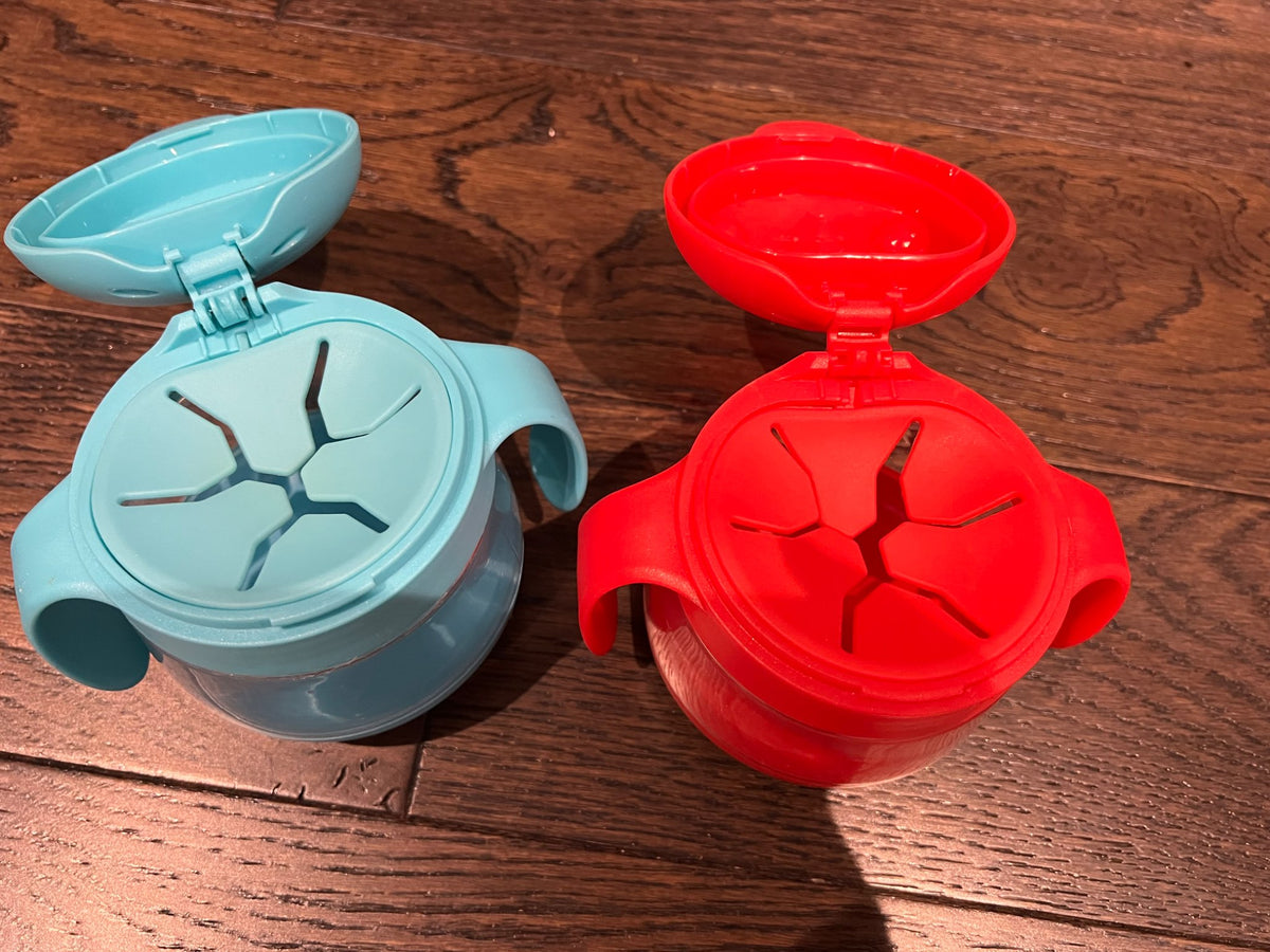2 Ubbi tweat snack containers - red/blue