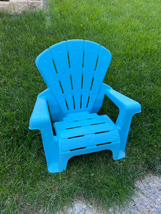 Toddler blue airdronack lawn chair