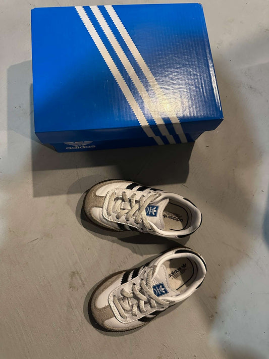 Adidas Sambas SZ 5, Shoes 5 (Walkers:12-24 mth)