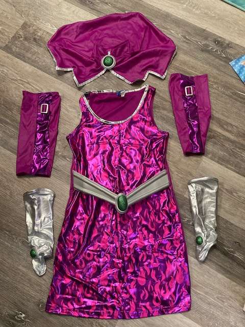 Deluxe STARFIRE Hallowe'en Costume, Retail $78.89, Kids 10 (medium)