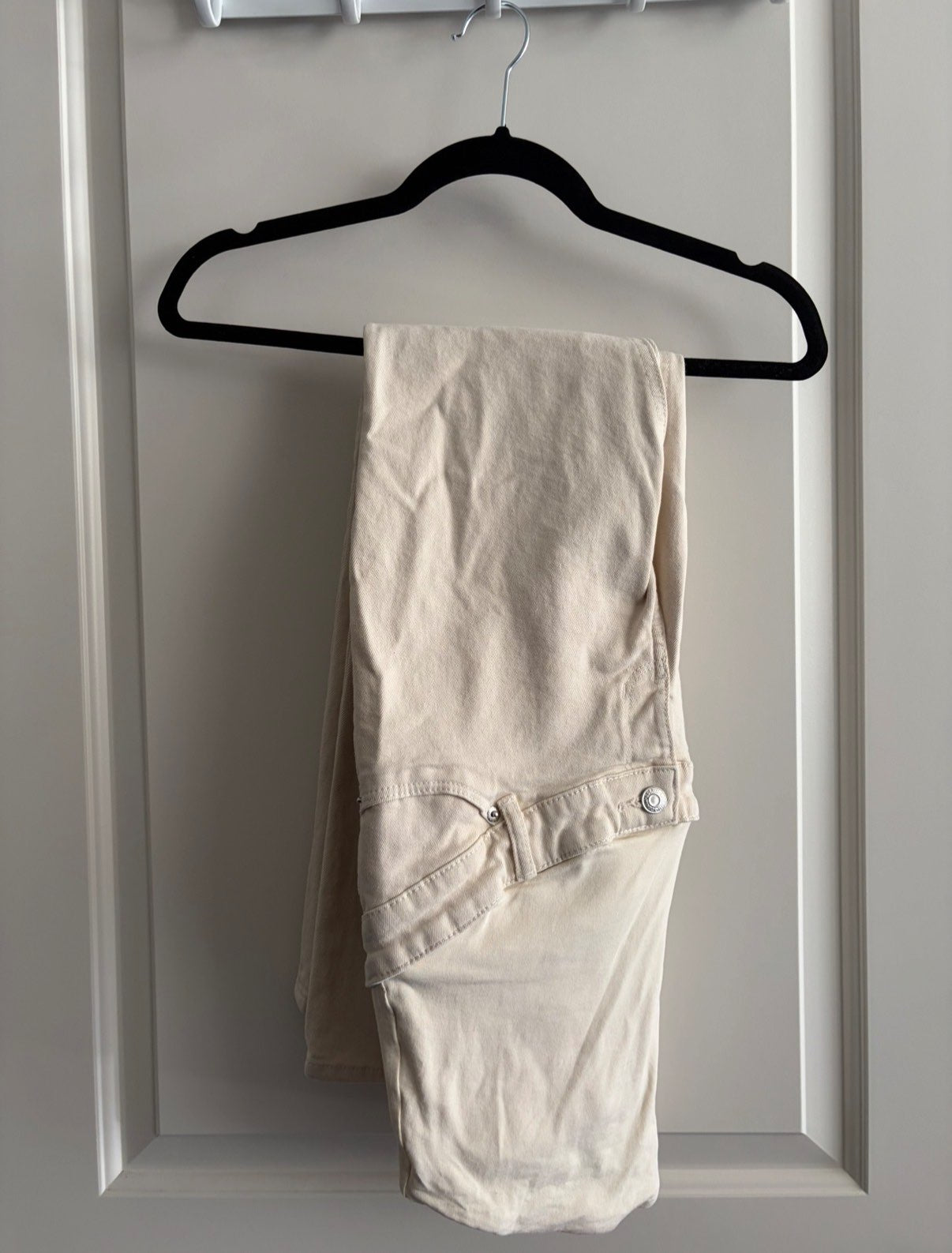 H&M Maternity Cream Coloured Jeans, Maternity S (4-6)