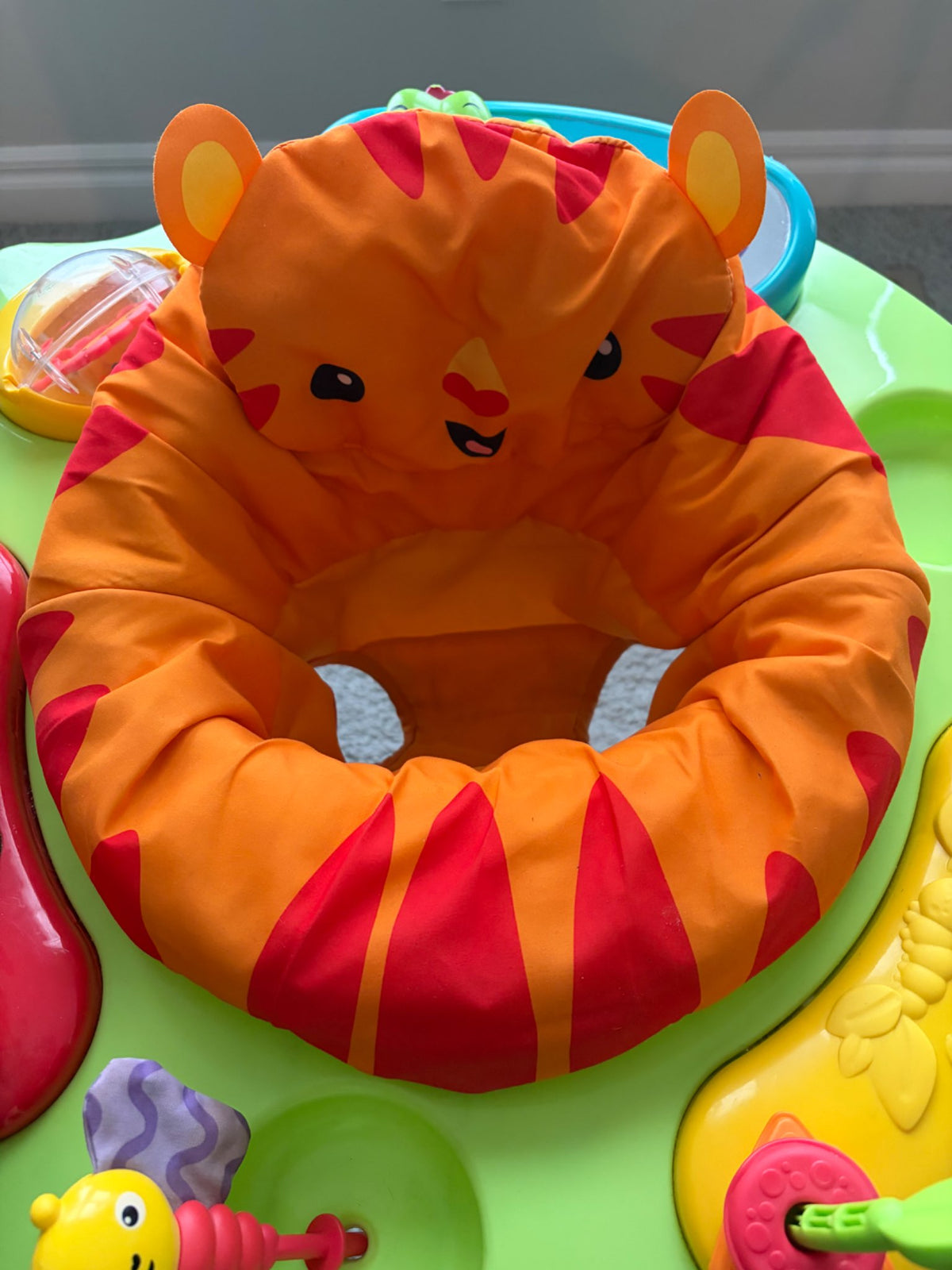 Fisher-Price Roarin’ Rainforest Jumperoo – Baby Activity Jumper