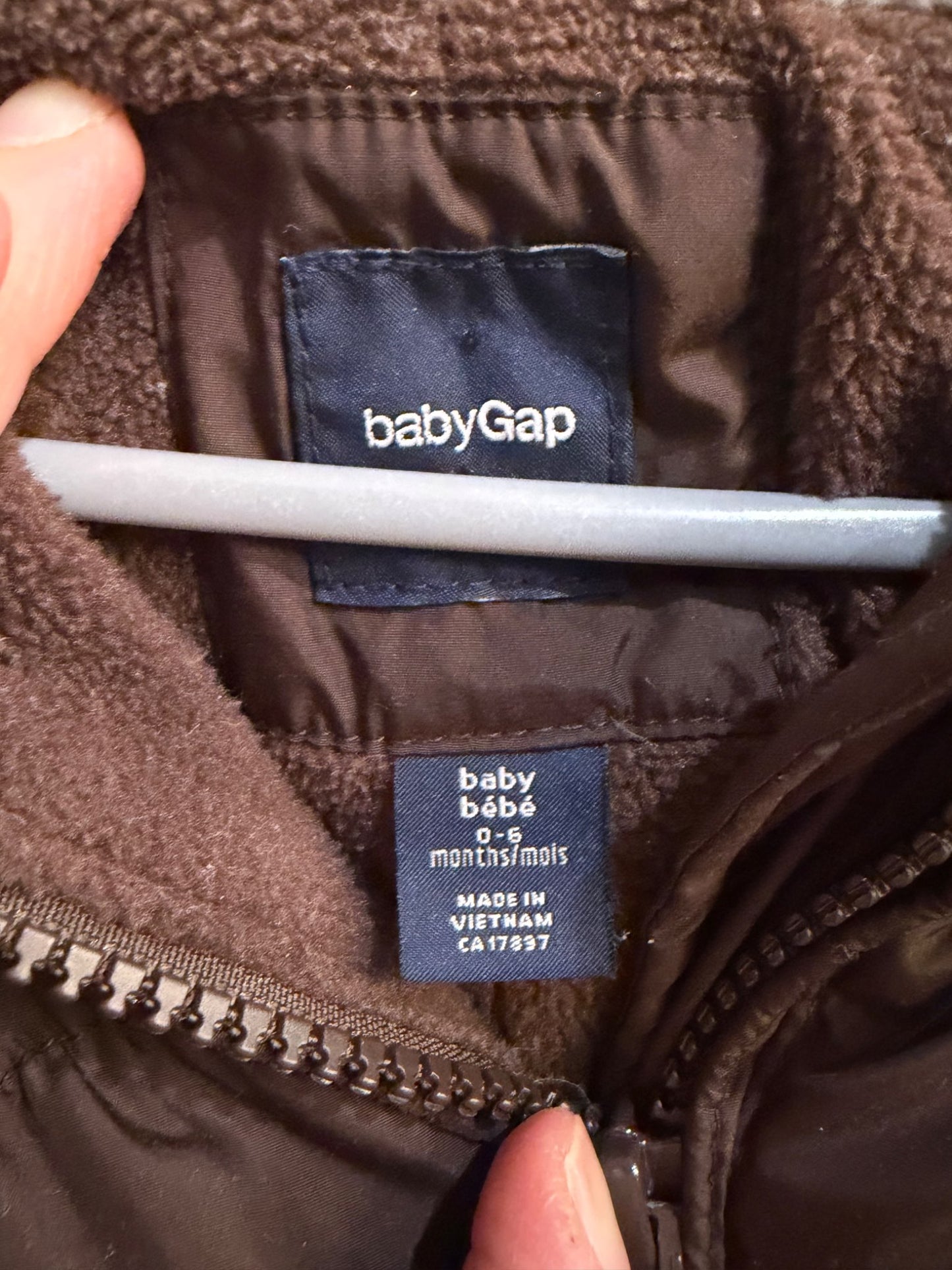 Baby Gap Snow Suit, Kids 6 Month (3-6M)