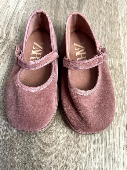 Zara Ballerina Velvet Flats , Shoes 7.5 (Toddler:2-4yr)