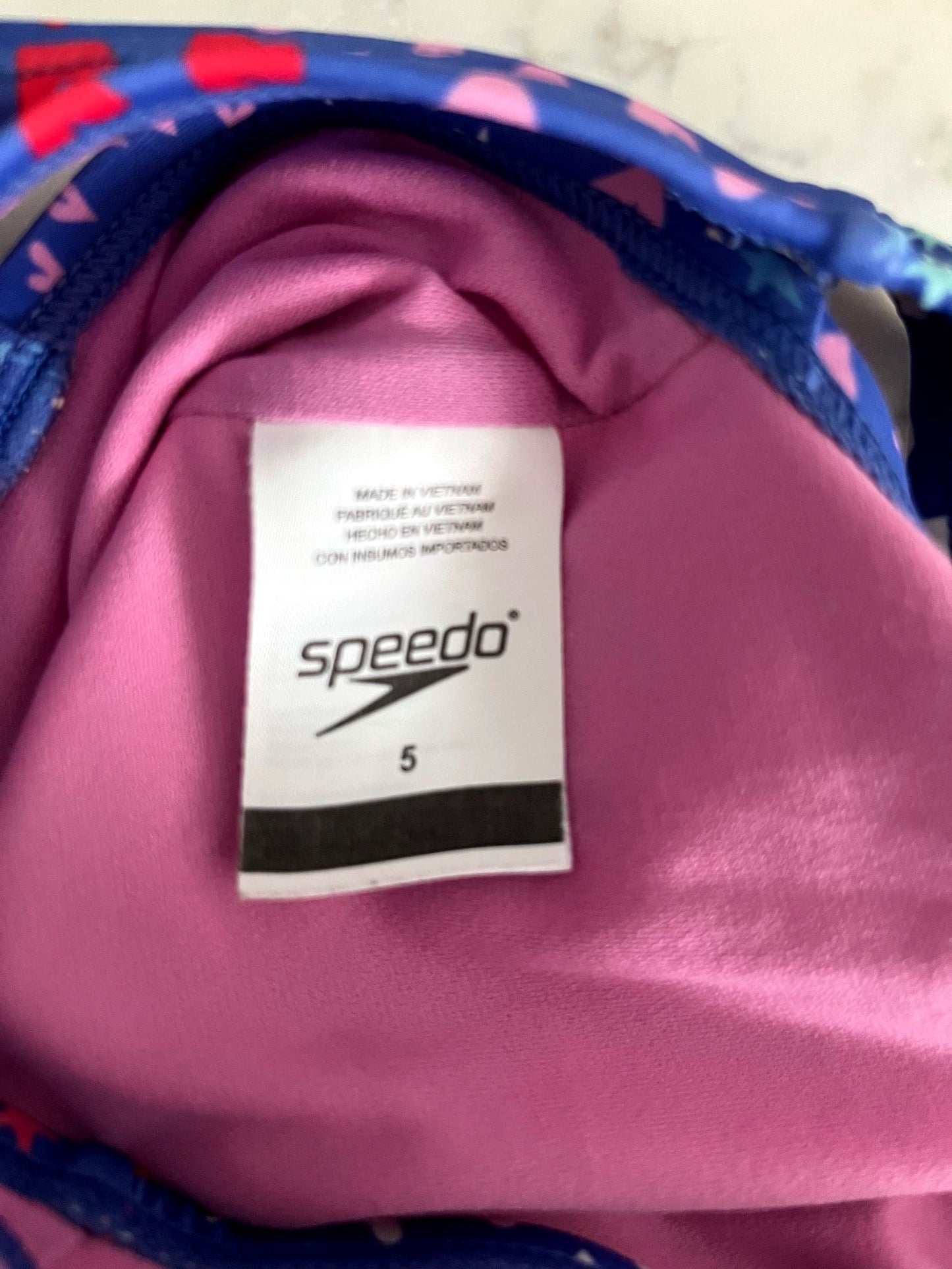 Speedo Girl's Swimsuit One Piece Closed Racerback, Kids 5/5T (extra small)
