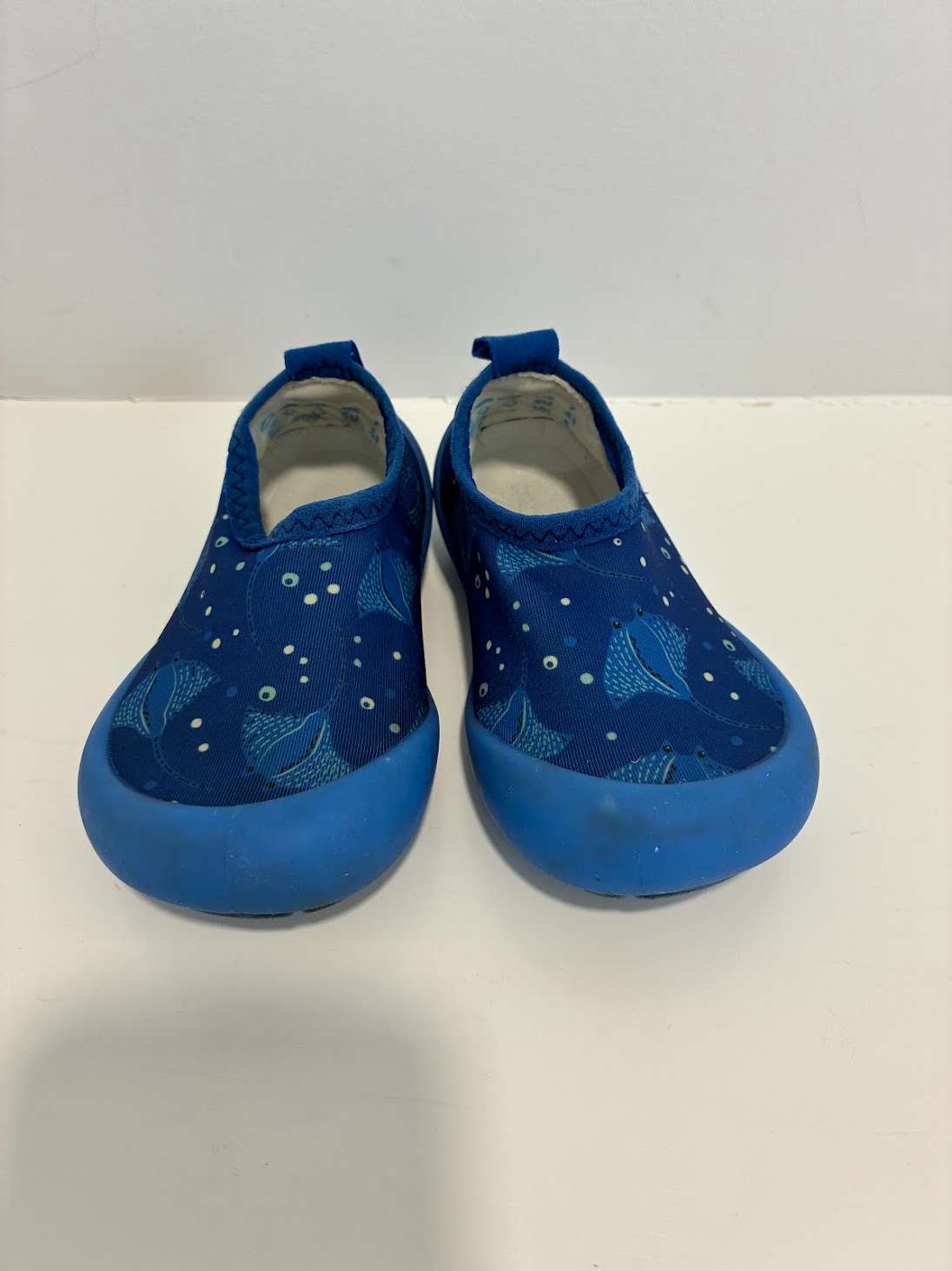 Jan and Jul water shoes, Shoes 7 (Walkers:12-24 mth)