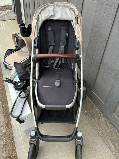 Uppababy Vista V2 Bundle