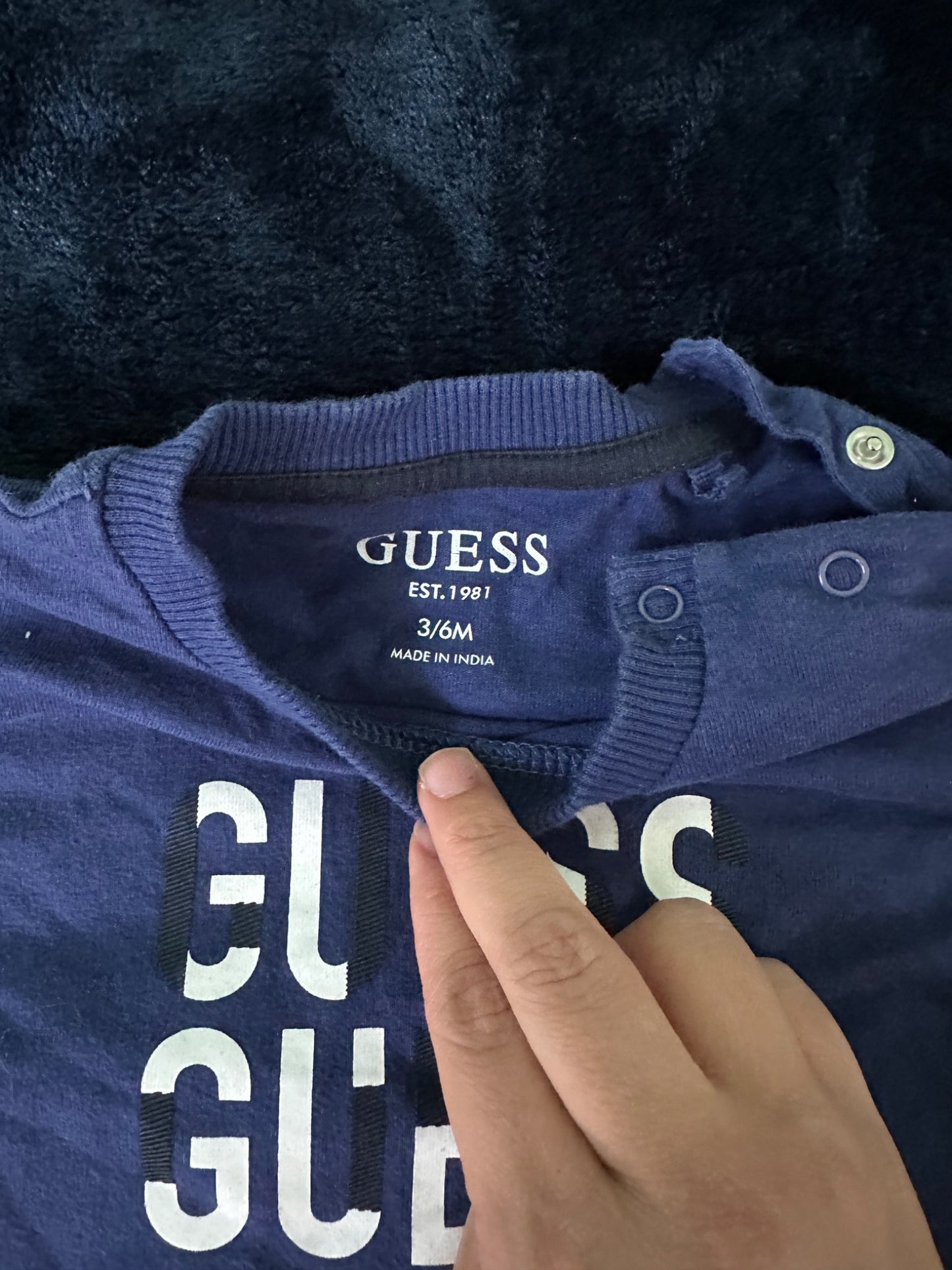 Guess top , Kids 6 Month (3-6M)