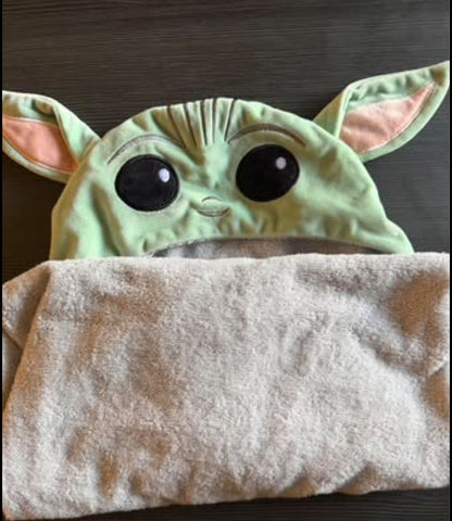 Baby Yoda Nursery bundle Retails $225