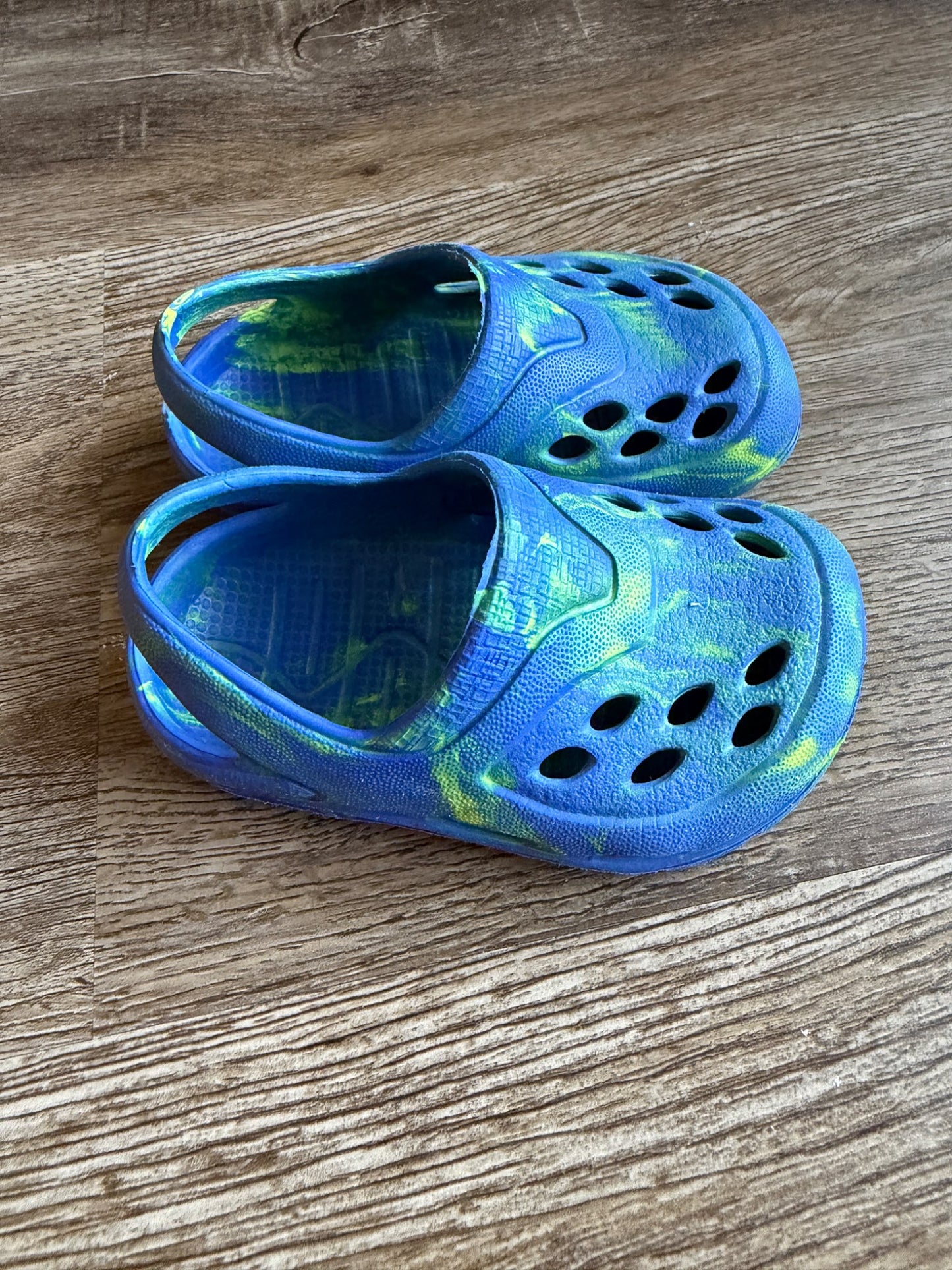 EUC shoes, Shoes 3 (Baby: 0-12 mth)