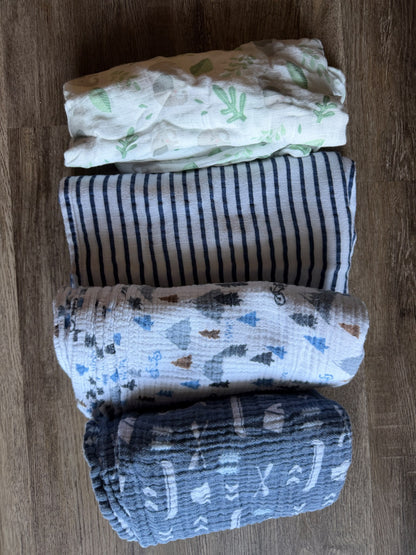 Bundle of swaddles , 0-6 Months (Small)