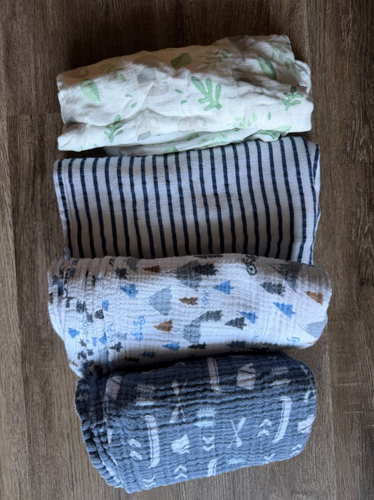 Bundle of swaddles , 0-6 Months (Small)